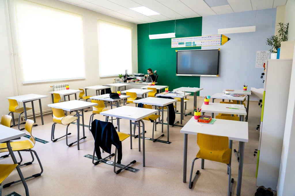 Оснащение частной школы им. Шокана Уалиханова в г.Алматы