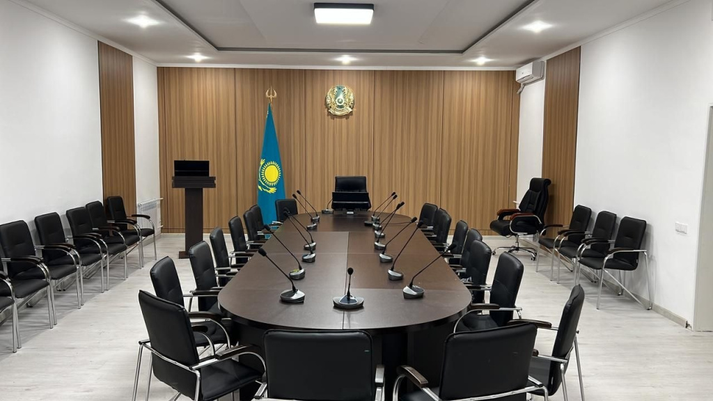 Конференц-зал акимата города Аркалык 2.jpg