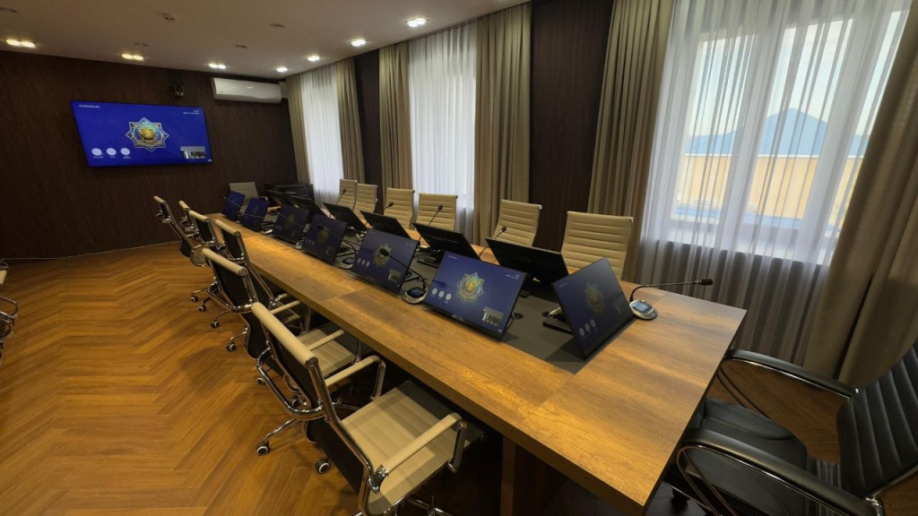 Конференц-зал для прокуратуры области Абай г . Семипалатинск